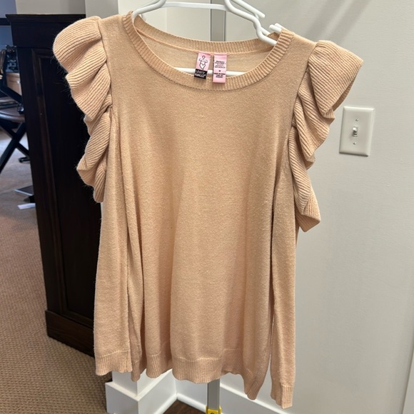 love on a hanger Sweaters - Cold shoulder sweater